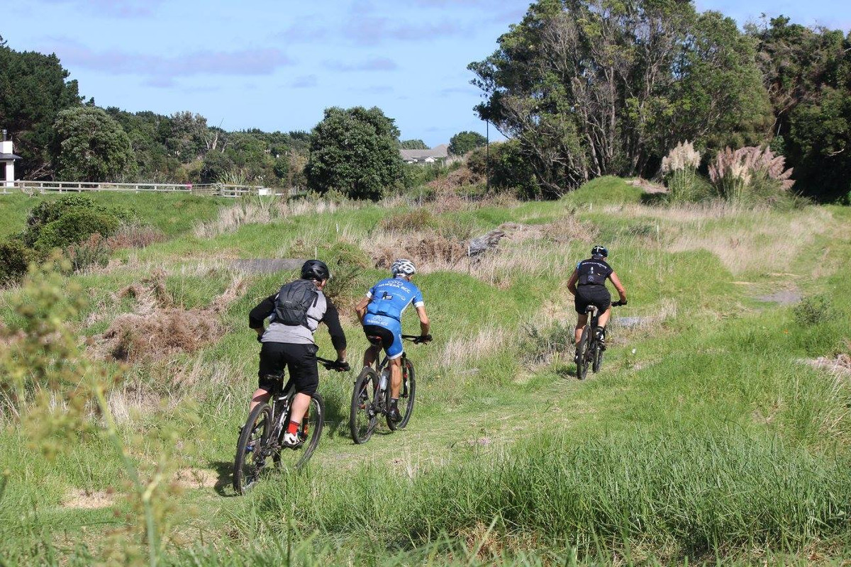 Riders on the Ōpunakē Mountain to Sea course, photo 4