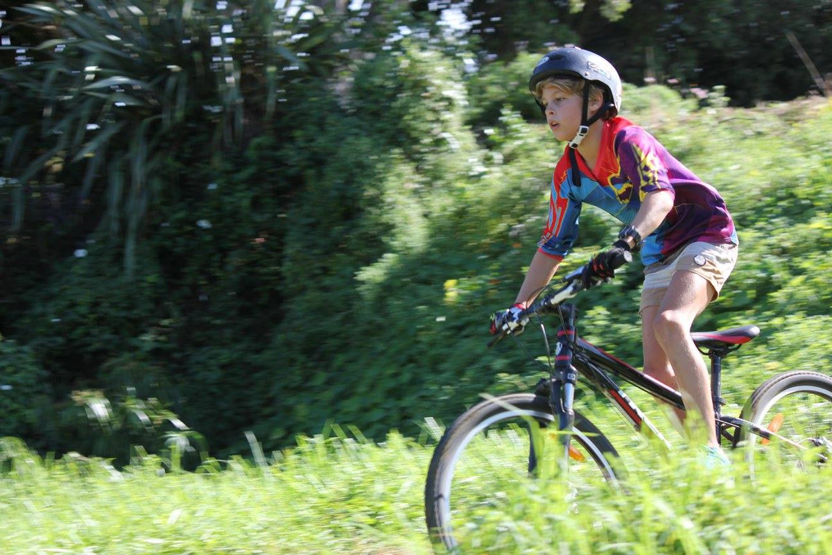 Riders on the Ōpunakē Mountain to Sea course, photo 8